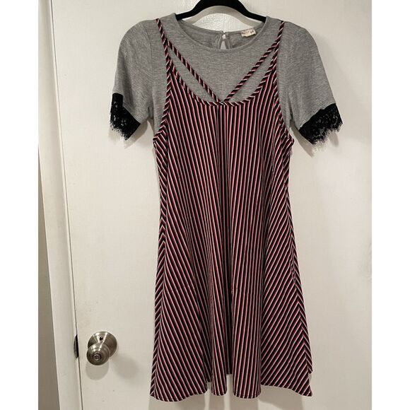 Hem & Thread Striped Mini Slip Overlay T-Shirt Dress Gray Red Small - Picture 2 of 10